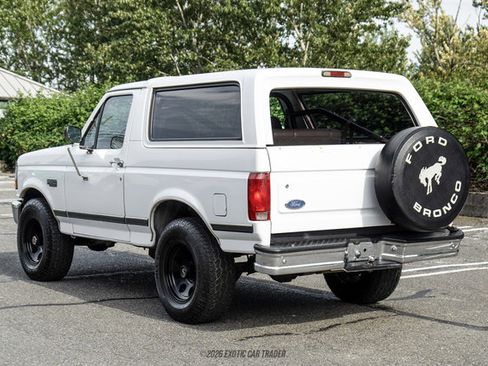 Used 1992 Ford Bronco Custom AWD/4WD image 6