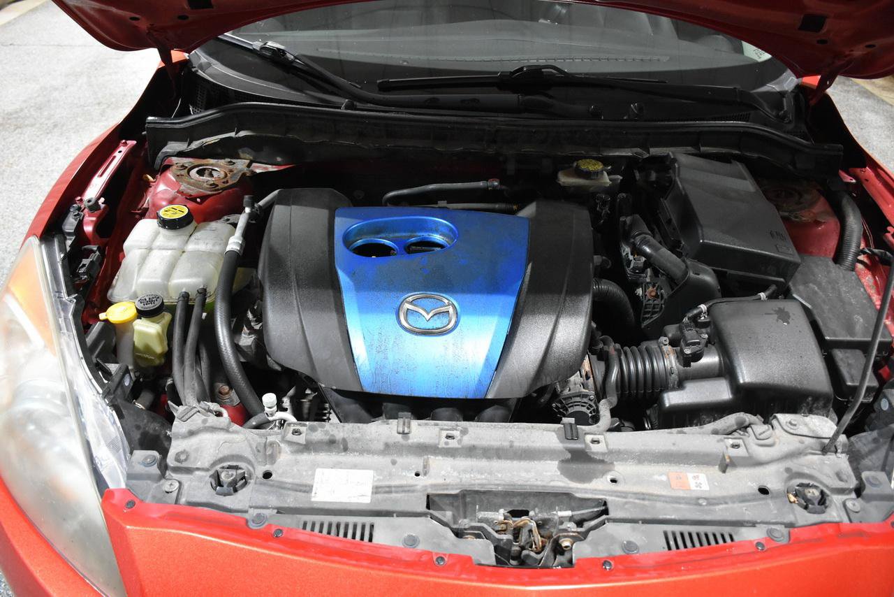 Used 2013 MAZDA MAZDA3 i Touring FWD image 8