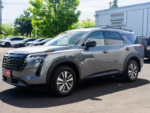 New 2026 Nissan Pathfinder SL w/ Cargo Package AWD/4WD image 3