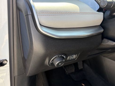 Used 2025 Jeep Compass Limited AWD/4WD image 6