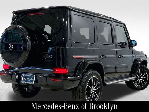 Used 2022 Mercedes-Benz G 550 image 16