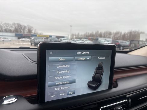 Used 2022 Lincoln Aviator Reserve w/ Equipment Group 201A image 17