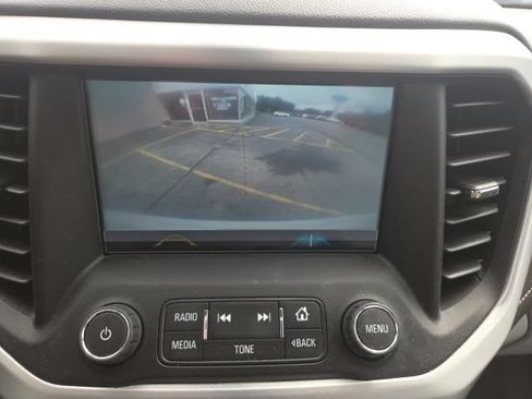 Used 2019 GMC Acadia SLT AWD/4WD image 22