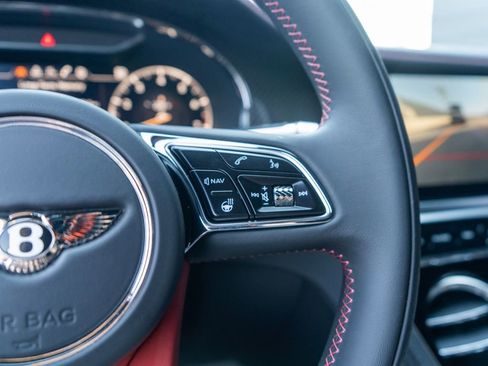 Used 2024 Bentley Continental GT AWD/4WD image 21