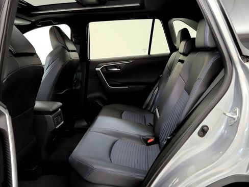 Used 2024 Toyota RAV4 XSE w/ Advanced Technology Package AWD/4WD image 21