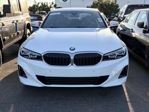 Used 2024 BMW 330i Sedan w/ Convenience Package RWD image 2
