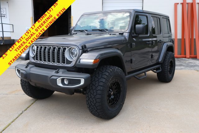 New 2026 Jeep Wrangler Unlimited Sahara w/ Safety Group AWD/4WD image 4