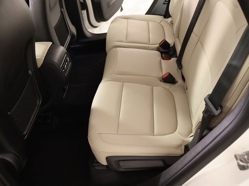 New 2026 Lincoln Corsair Premiere image 13