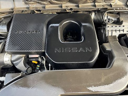 Certified 2025 Nissan Murano SV image 13