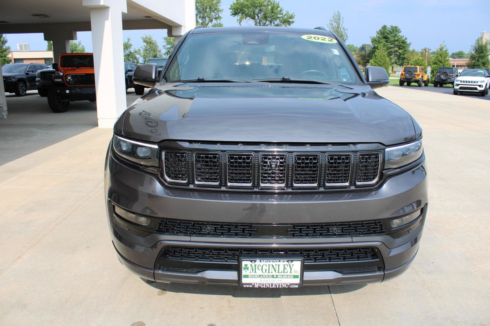 Certified 2022 Jeep Grand Wagoneer Series II AWD/4WD image 3