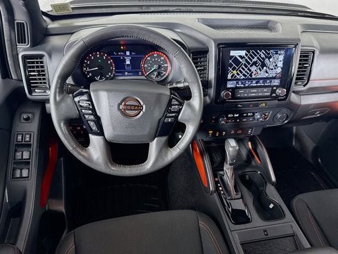 Used 2023 Nissan Frontier PRO-4X w/ Pro Convenience Package AWD/4WD image 19