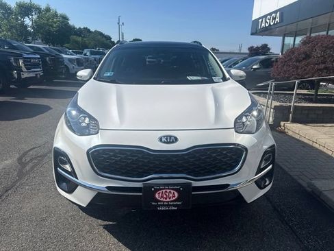 Used 2022 Kia Sportage EX AWD/4WD image 2