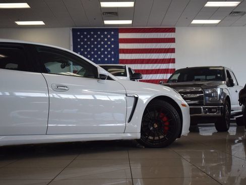 Used 2014 Porsche Panamera 4 image 31