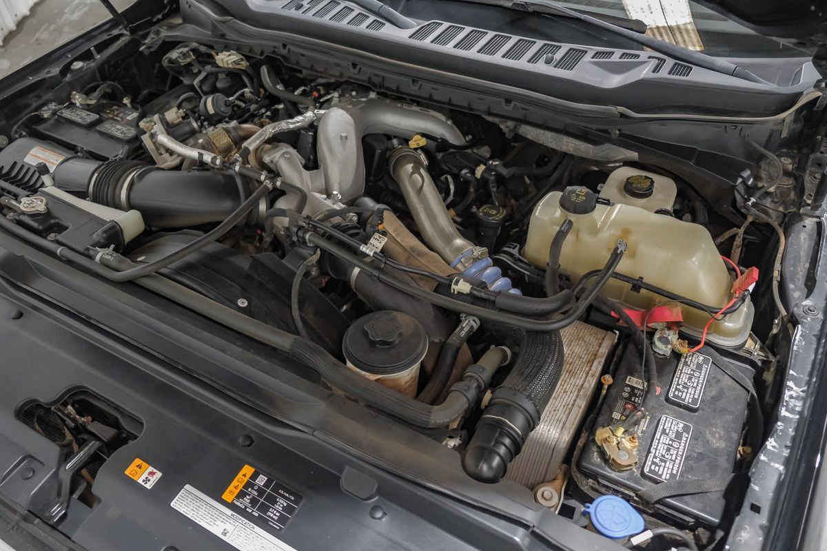 Used 2023 Ford F350 Lariat w/ FX4 Off-Road Package AWD/4WD image 55