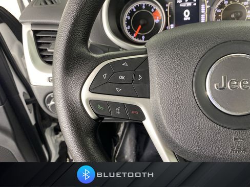 Used 2016 Jeep Cherokee Sport AWD/4WD image 20