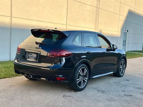 Used 2014 Porsche Cayenne GTS AWD/4WD image 9