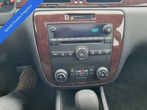 Used 2010 Chevrolet Impala LT w/ Convenience Package image 15