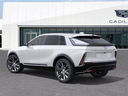 New 2025 Cadillac Lyriq Luxury image 27