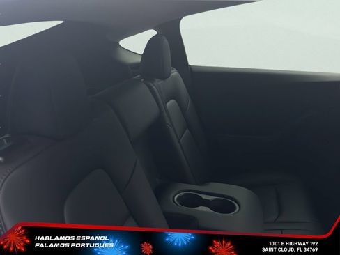 Used 2024 Tesla Model Y Long Range AWD/4WD image 18