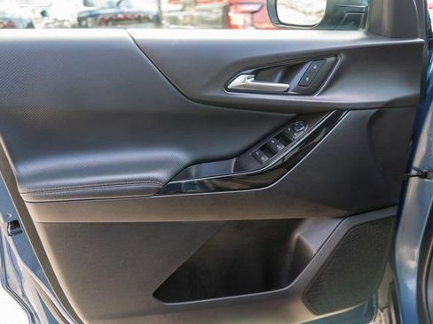 Used 2025 Chevrolet Equinox LT image 17