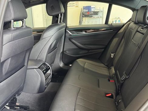 Used 2021 BMW 530i xDrive w/ Convenience Package AWD/4WD image 15