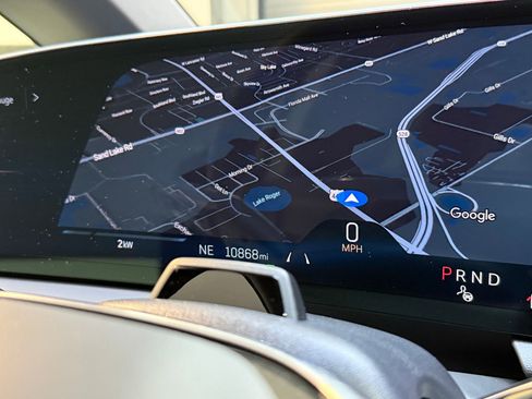 Certified 2025 Cadillac Optiq Luxury 1 image 28