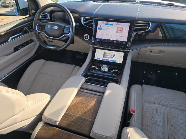 Used 2022 Jeep Grand Wagoneer Series I AWD/4WD image 39
