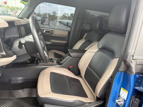 Used 2022 Ford Bronco Wildtrak AWD/4WD image 12