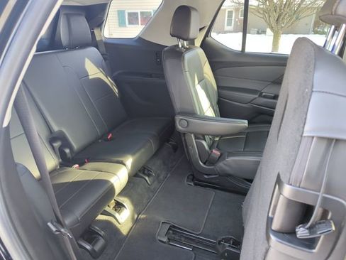 Used 2021 Chevrolet Traverse LT w/ LT Premium Package image 43