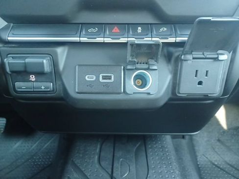 Used 2023 Chevrolet Silverado 2500 Custom w/ Custom Value Package AWD/4WD image 36