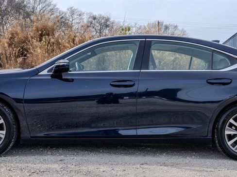 Used 2020 Lexus ES 350 image 2