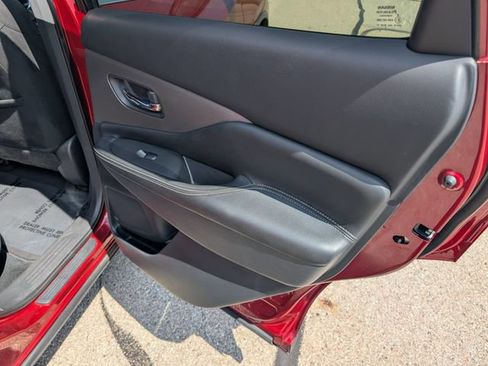 Used 2020 Nissan Murano SV AWD/4WD image 6