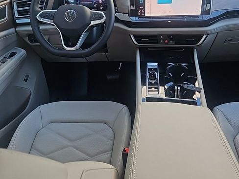 New 2026 Volkswagen Atlas SE AWD/4WD image 28