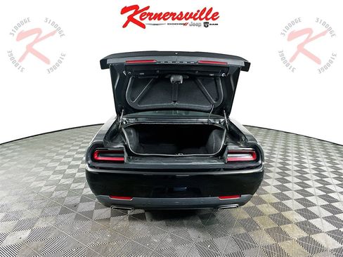 Used 2022 Dodge Challenger GT image 29