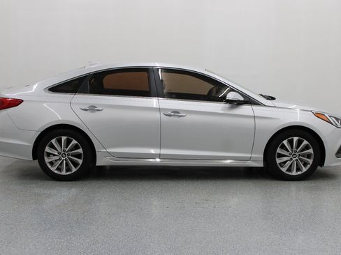 Used 2015 Hyundai Sonata Sport FWD image 2