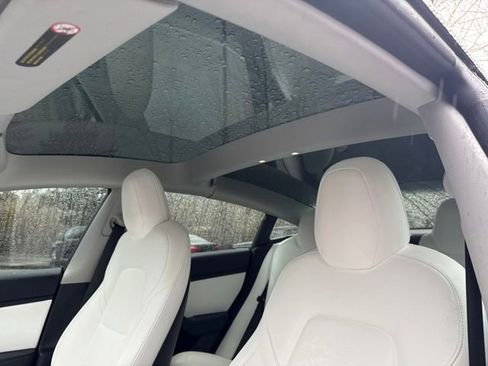 Used 2018 Tesla Model 3 Long Range image 26