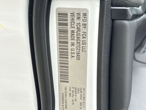 New 2026 Jeep Grand Cherokee Laredo X RWD image 27