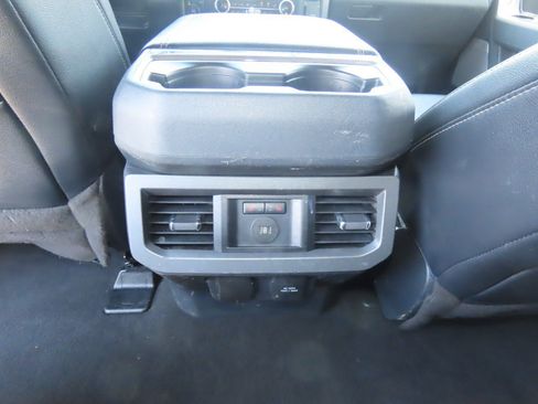 Used 2023 Ford F250 Lariat w/ Lariat Ultimate Package AWD/4WD image 22