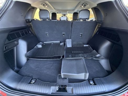 Used 2023 Ford Escape Platinum w/ Premium Technology Package image 26