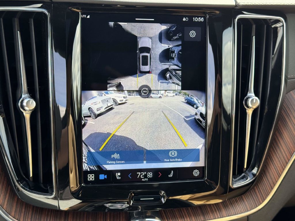 Certified 2024 Volvo XC60 B5 Ultimate AWD/4WD image 25