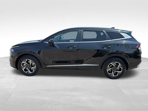 Certified 2023 Kia Sportage LX FWD image 4