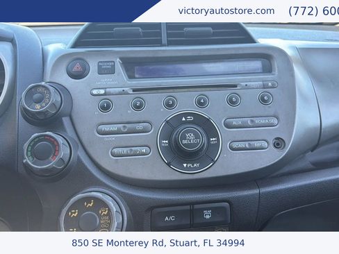 Used 2011 Honda Fit Sport image 23