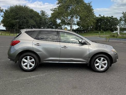 Used 2010 Nissan Murano S AWD/4WD image 7