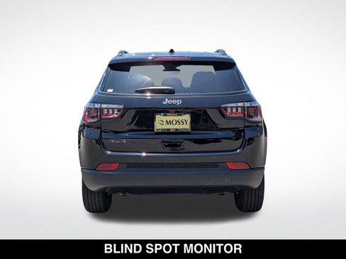 New 2026 Jeep Compass Latitude AWD/4WD image 9
