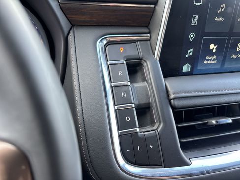 Certified 2024 Chevrolet Tahoe High Country image 22