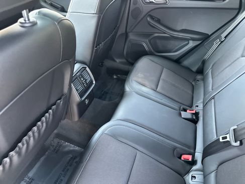 Certified 2024 Porsche Macan AWD/4WD image 13