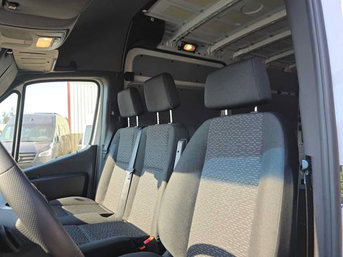 Used 2026 Mercedes-Benz Sprinter 2500 image 22