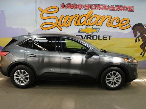 Used 2022 Ford Escape SE AWD/4WD image 1