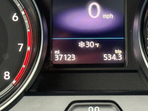 Used 2021 Volkswagen Atlas SE w/ Panoramic Sunroof Package FWD image 33