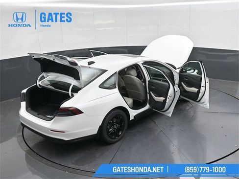 New 2025 Honda Accord SE image 48